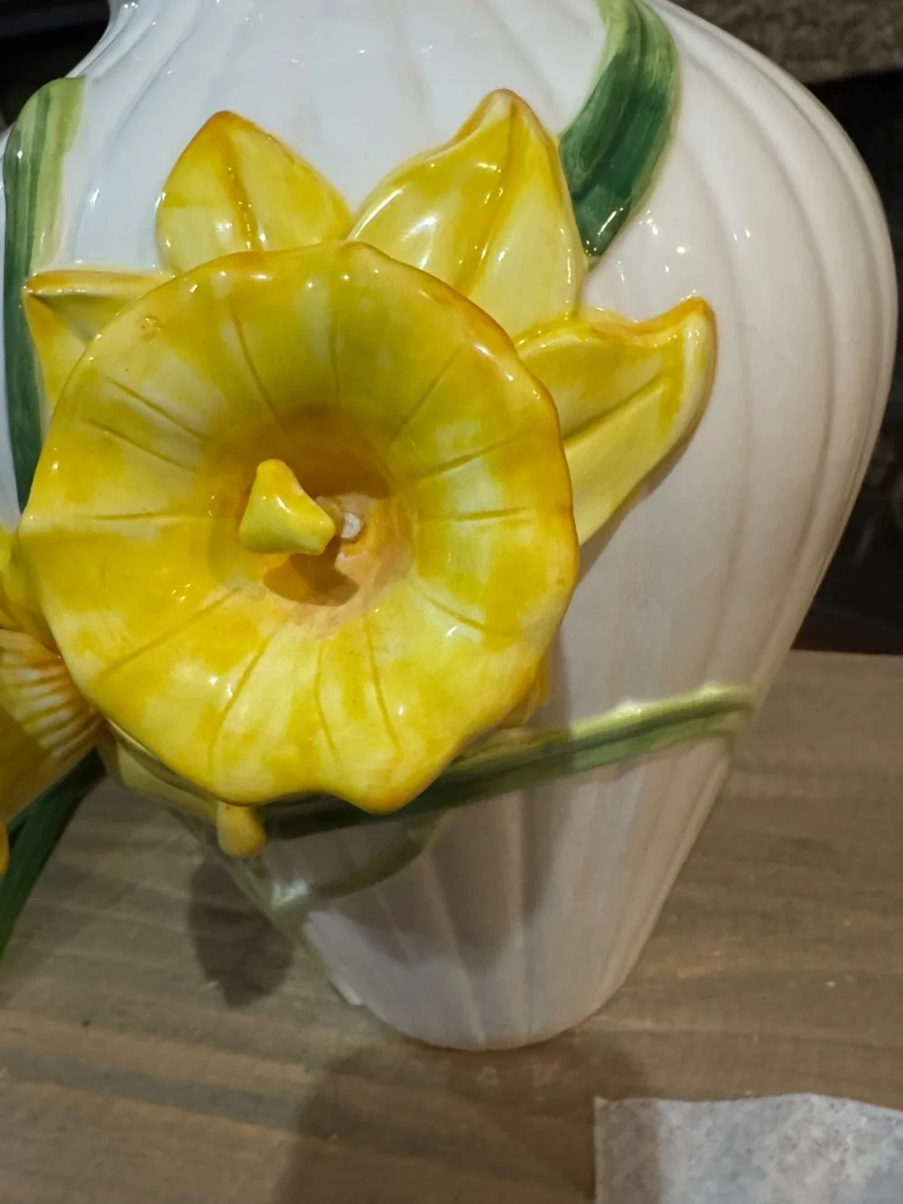 Rare Vintage Fitz & Floyd Daffodil 3D Embossed Flower Large 11